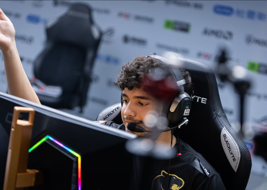 拳头官方：Scout暂时无法参加S14，Yagao以紧急替补身份代表LNG出战！