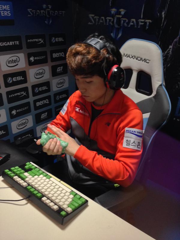 最佳精彩瞬间：IEM Katowice 2025 中 Falcons 与 G2 的比赛